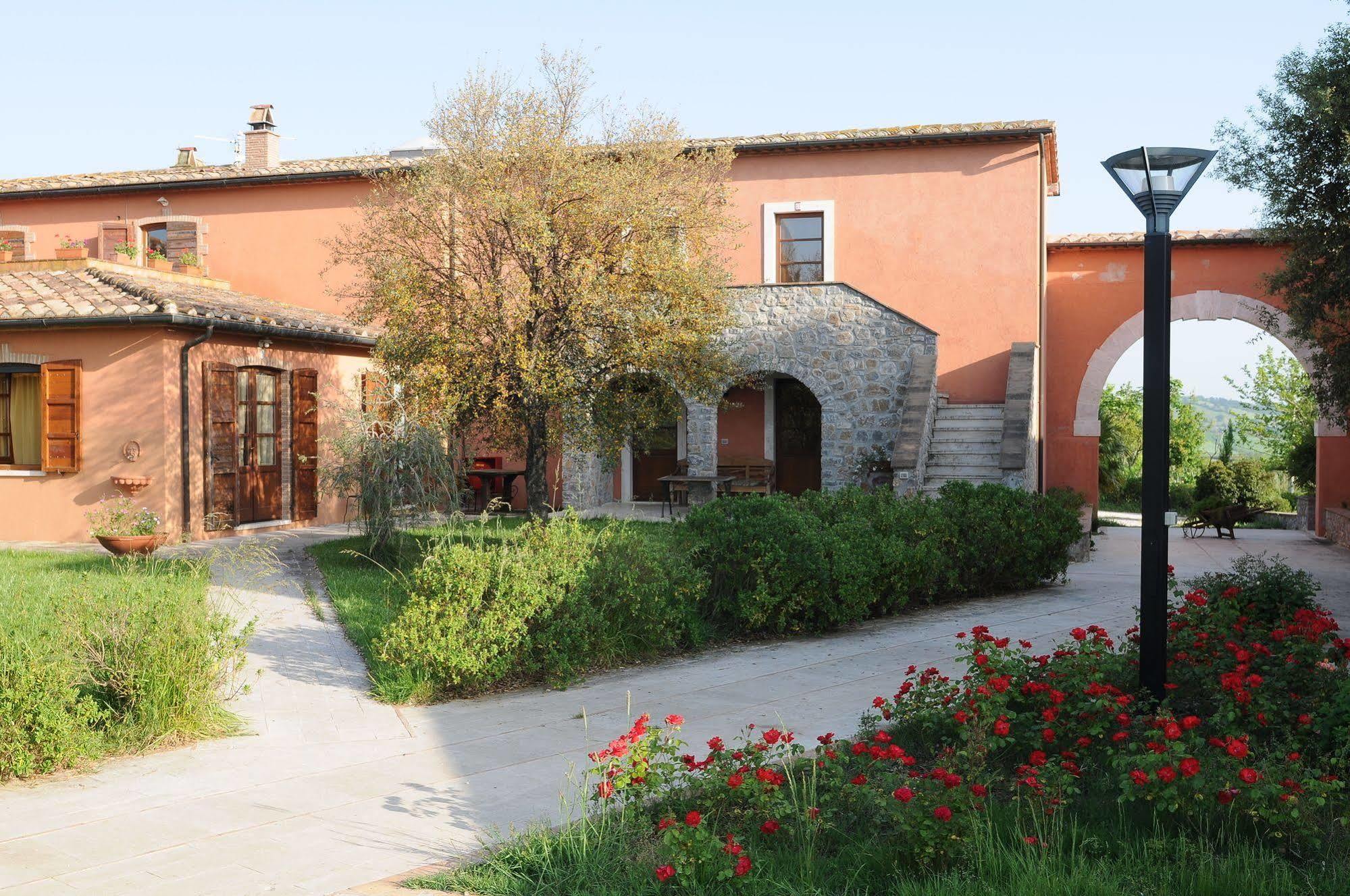 Relais Le Ginestre Villa Saturnia Exterior photo