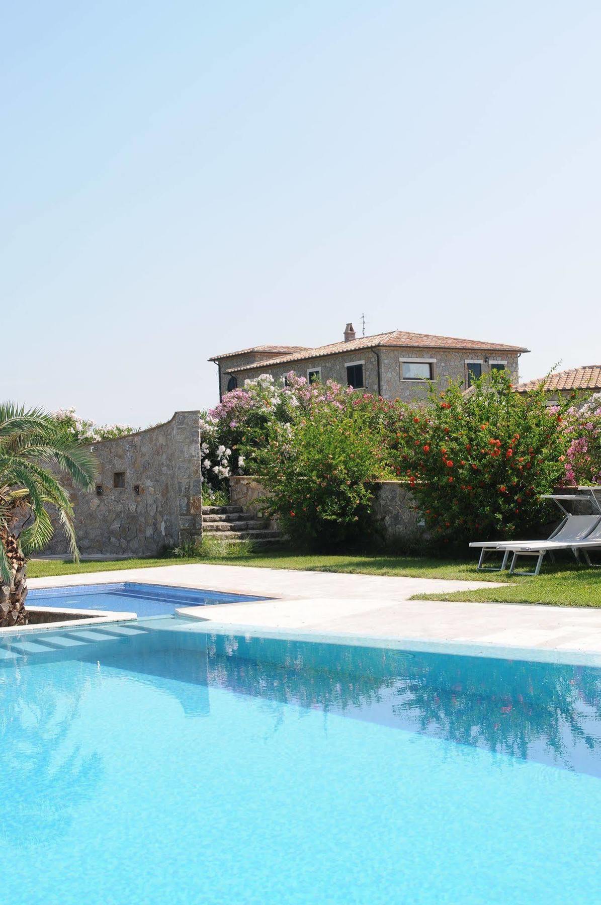 Relais Le Ginestre Villa Saturnia Exterior photo