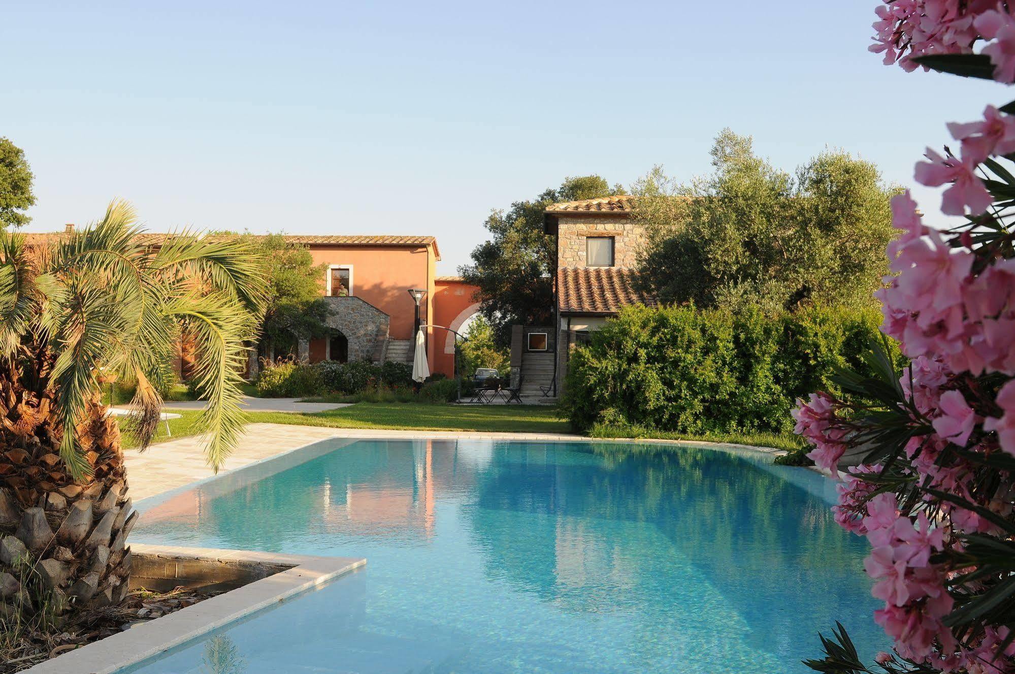 Relais Le Ginestre Villa Saturnia Exterior photo